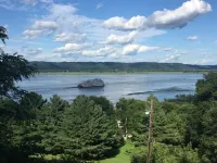 Mississippi River View with updated driveway