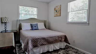 Be Our Guests: Harbor Shores Comfort Meets Charm