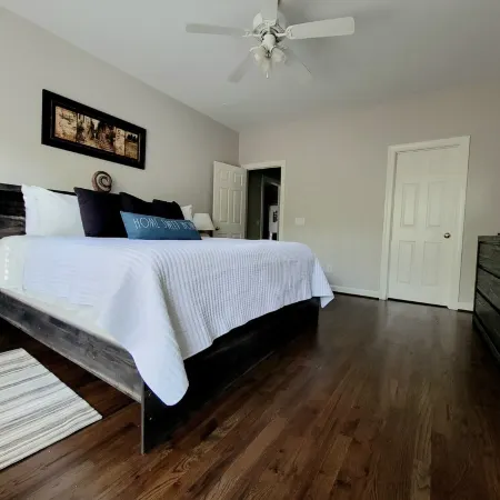 Remodeled ranch style home with Firepit conveniently located