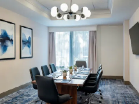 Delta Hotels Jacksonville Deerwood Hotels in Jacksonville