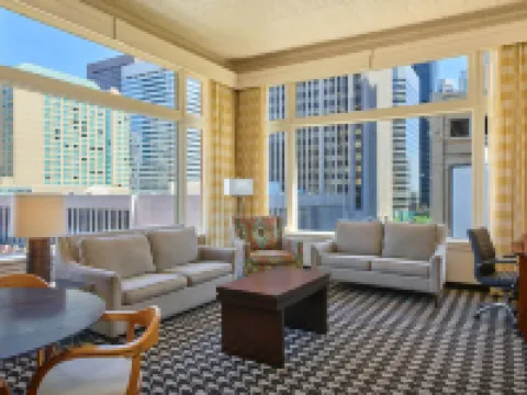 コートヤード バイ マリオット デンバー ダウンタウン デンバーのホテル