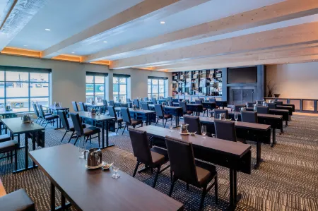 The Cloudveil, Autograph Collection Отели в г. Джексон