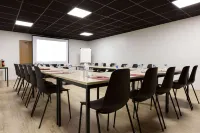 Brit Hotel Confort Amiens