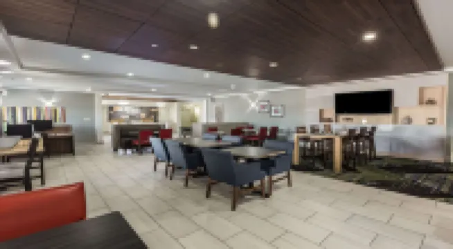 Holiday Inn Express & Suites REGINA-SOUTH by IHG