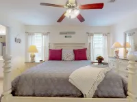 Sandcastle-Largest Heated Pool, Walk to Private Beach,GolfCart/Lsv,Pet Friendly