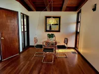 Charming 3-bedroom house located in the heart of Jackson.