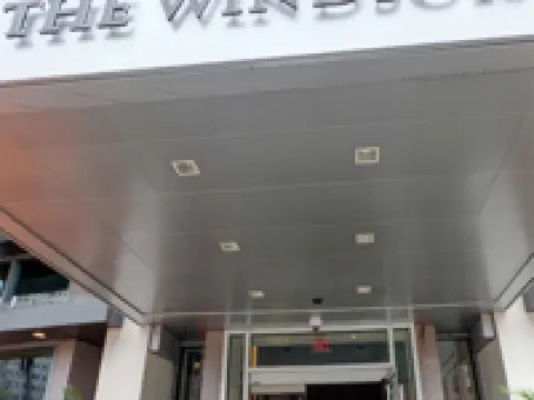 The Windsor Suites Philadelphia Hotels near University of Pennsylvania