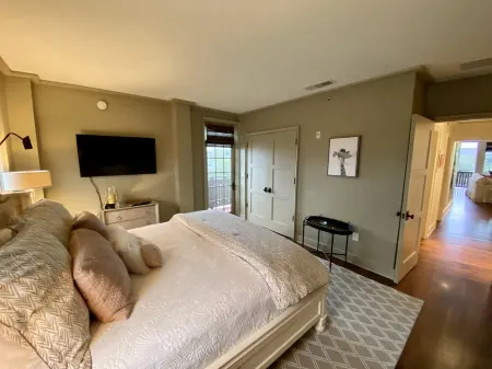 A Thyme for Rosemary: Quaint Rosemary Beach Condo walking distance to beach