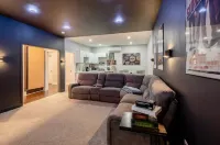 Private Entrance Movie Theater Stay New Build 2023 Hotels in Douglas County