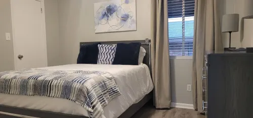 Perfect 4BR City Escape Close to Attractions & DT!