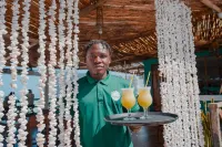 Jambo Resort by Mambo Hotels - bar
