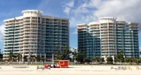 GORGEOUS BEACH VIEW Legacy Towers T1-Unit 308/3 pools/Hot Tub/Close to Casinos