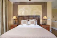 Spacious luxury 2-floor villa with breathtaking ocean, golf, and mountain views.