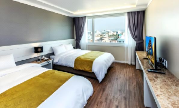 8. 제주갤럭시호텔..