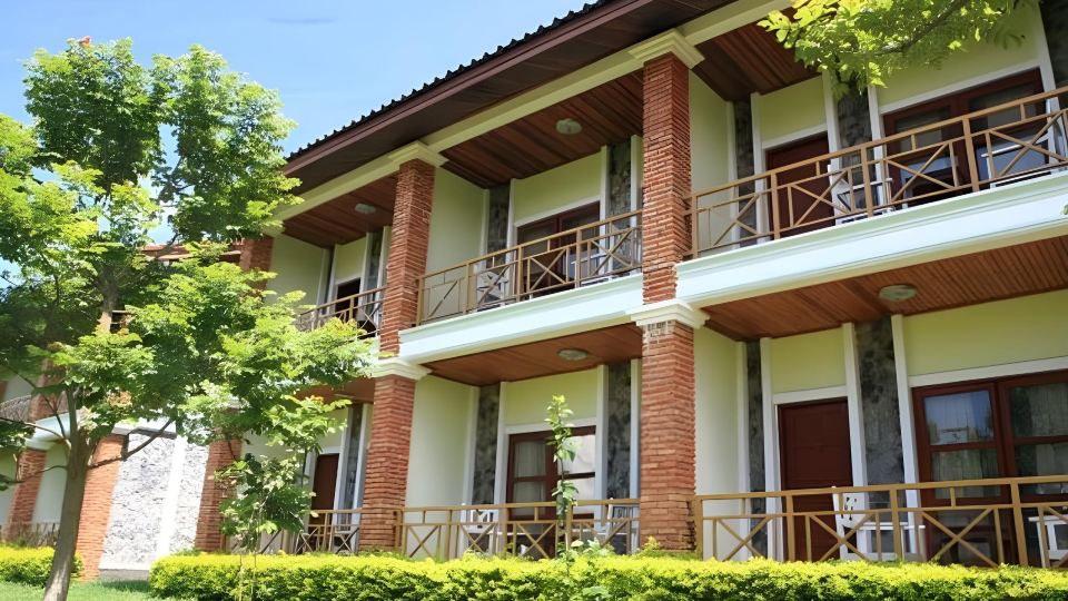 Vansana Plain of Jars Hotel