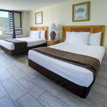 Waikiki Monarch Hotel