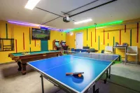 Entertainment Paradise | Pool Spa & GameRoom