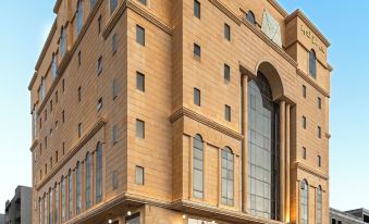 Private Luxury Suites - Al Hamra