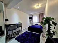 Seaside Escape - Sleeps 4 - Pets Ok - Free Parking