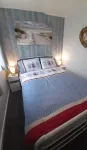 Pet friendly chalet ..  Sleeps 5