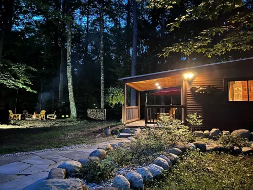 🐎Saratoga Track & Streamside Retreat 🌲 - Relax, Hike, Shop & Dine!
