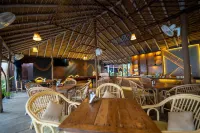 Sinq Beach Morjim