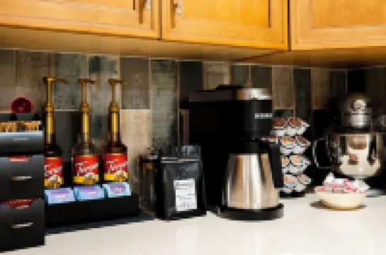 Gulf Coast Getaway! Only 0.8 Miles to the Shore!