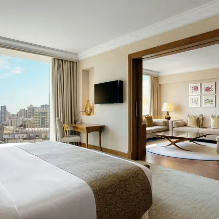 Gulf Hotel Convention and SPA Отели рядом с достопримечательностью «Хура»