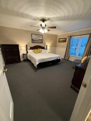 Guest Apartment at Historic Home on 30 Acres Only Minutes from Lake Gaston