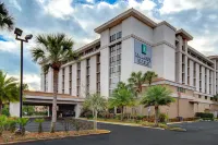 Embassy Suites by Hilton Jacksonville Baymeadows Hotels near Hodges Stadium