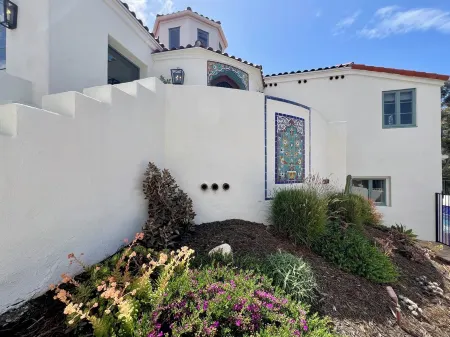 Luxe Spanish Revival - Stellar Bay View