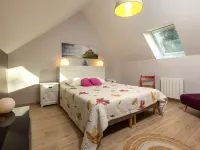Le Fournil Hotels in Mont-Dol