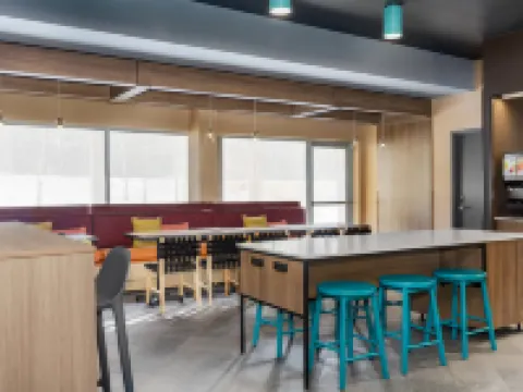 佈雷斯橋,安大略希爾頓Tru酒店 佈雷斯橋酒店