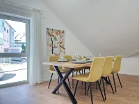 Topaz - Right next to the castle, balcony, switch & stream