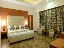 Grand Continental Hotel 