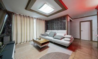 Dubai Motel