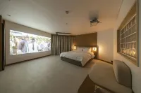 Hound Hotel Jeonju Ajung District - parcheggio