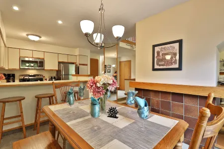 The Woods by Killington Vacation Rentals - 2 Bedrooms