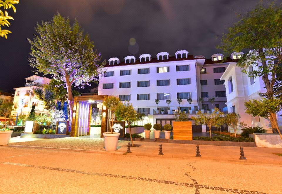 hotel overview picture