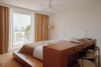 Palm Heights