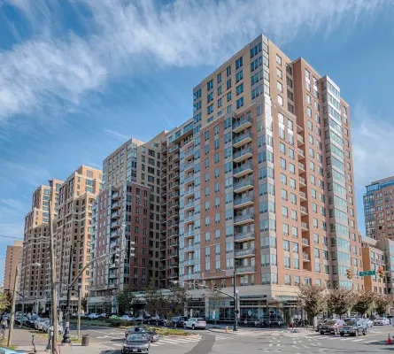 내셔널 앳 펜타곤 시티