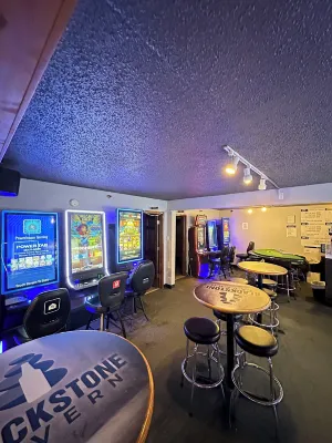 Days Inn by Wyndham Mandan Bismarck Area