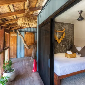 Meteora Stay & Co-Working Space