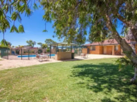 塞萬提斯尖塔汽車旅館 塞萬提斯酒店