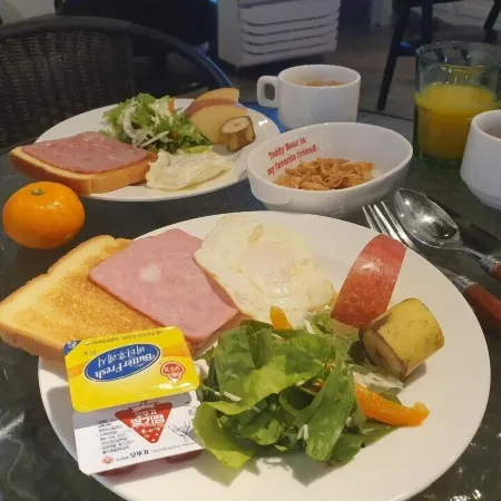 Vallas Hotel & Guest House