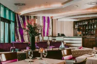 The Royal Yacht - bar
