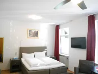 Hotel-Restaurant-Bistro Tuniberg Hotels in der Nähe von Preis-Prinz e.K. Breisach