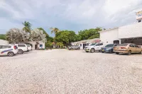 Hotel Cuchara de Palo - موقف سيارات