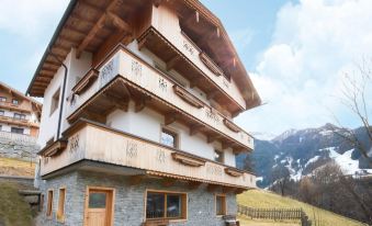 Chalet in Zell am Ziller Near Ski Lift