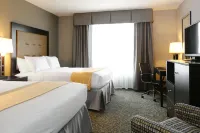 Holiday Inn & Suites EAST PEORIA by IHG - Parkplatz